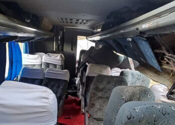 Sobe para 17 número de mortos por acidente com ônibus em Pernambuco