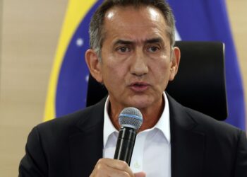 Ainda é impossível mensurar todos os danos do tornado, diz ministro
