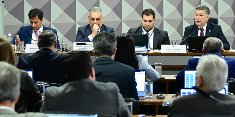 ‘Careca do INSS’ e advogado que denunciou fraudes serão confrontados — Senado Notícias