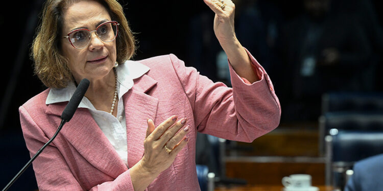 Estratégia de saúde para mulheres alcoolistas segue para sanção — Senado Notícias