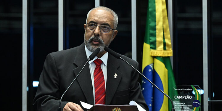 Senador Paim critica ações de planos de saúde e cobra maior fiscalização — Senado Notícias