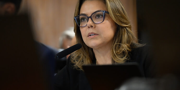 Ampliação da coleta de DNA de condenados segue para sanção presidencial — Senado Notícias