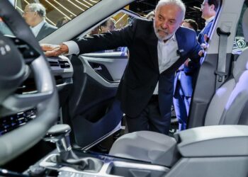 Inovação e transição energética: Lula defende liderança na indústria