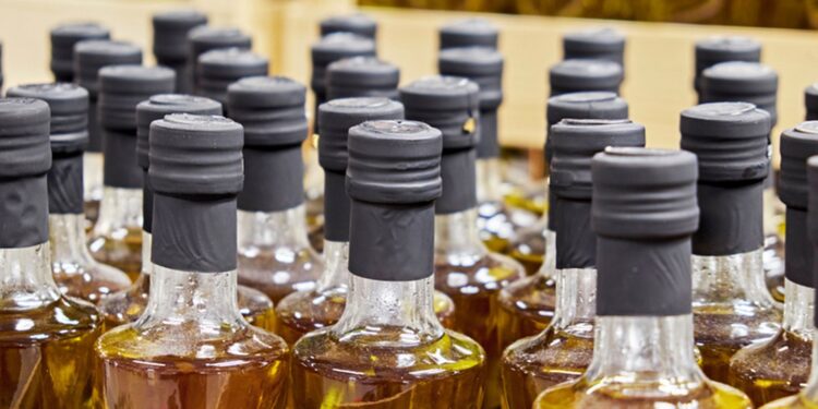Ministério emite alerta para azeites fraudados; saiba quais marcas
