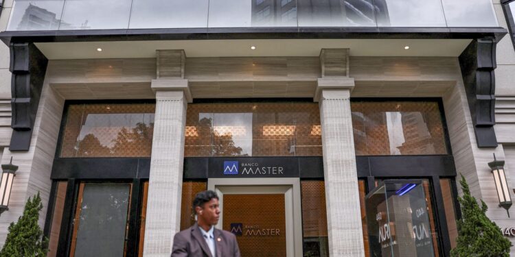 Fim do Master: trabalhadores e 12 milhões de clientes serão afetado