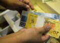 Lote extra de R$ 156,4 milhões do abono salarial será pago hoje