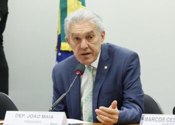 Comissão aprova obrigação de obras licenciadas adotarem medidas de prevenção de desastres – Notícias