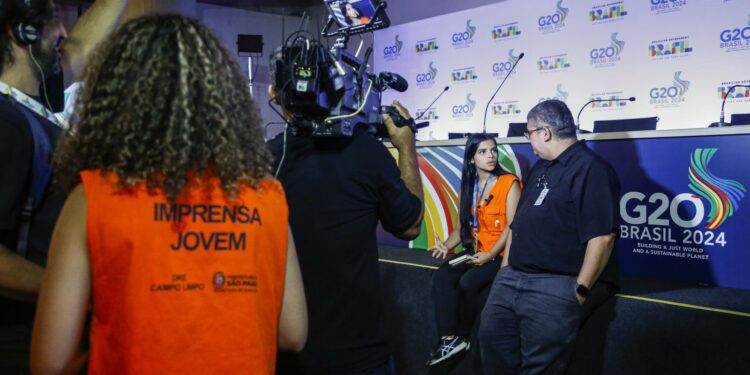 Vagas de aprendizagem no trabalho mantém alta e chegam a 710 mil