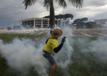 Trama golpista: defesas de kids pretos iniciam sustentações no STF