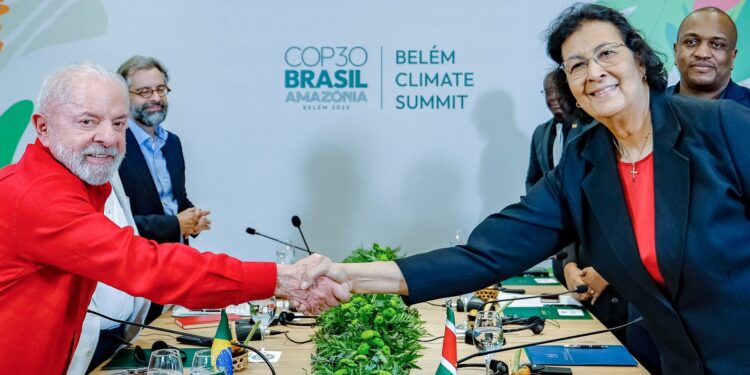Lula se reúne com líderes do Suriname e de Papua Nova Guiné na COP30