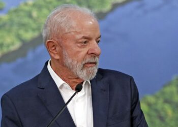 Lula agradece Trump e espera “zerar celeuma” com os EUA