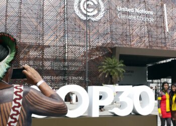 Indígenas do mundo cobram na COP30 centralidade na ação climática 