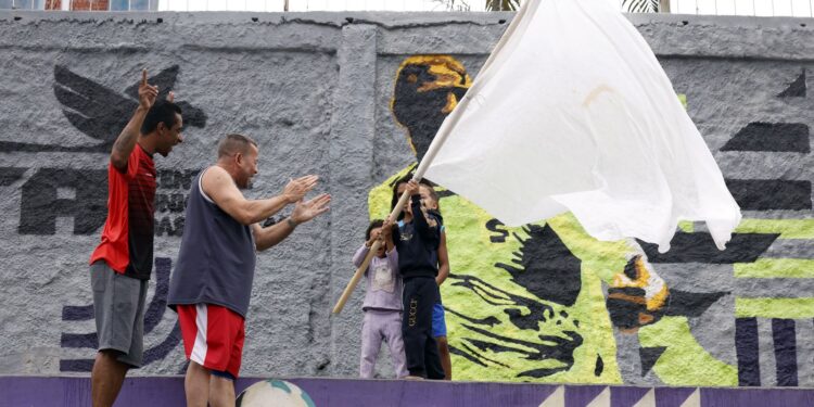 Secretários de segurança do RJ e do governo federal se reúnem