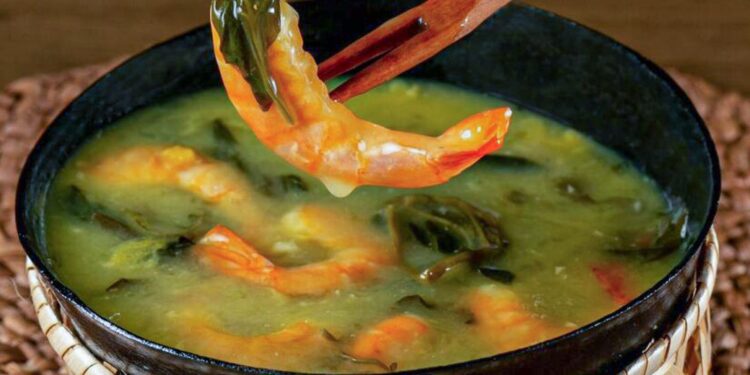 Saber amazônico: tacacazeiras são agora patrimônio cultural do Brasil