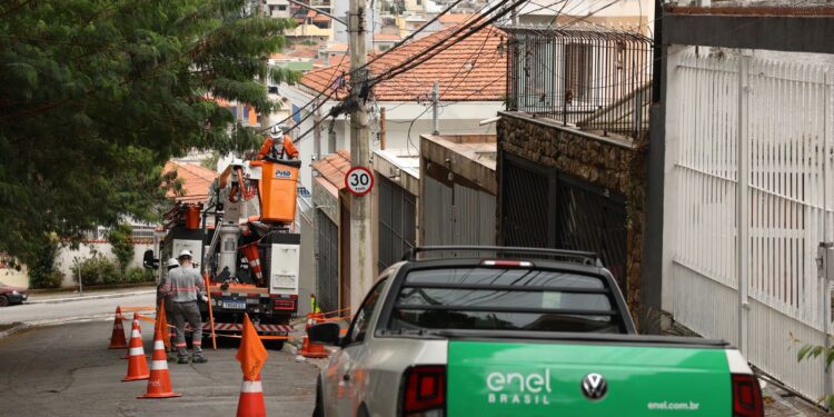 Governo de SP, prefeitura e MME pedem rompimento do contrato com Enel