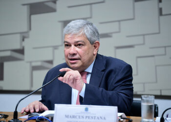 Com inflação em queda, IFI prevê melhora da economia se houver controle de gastos — Senado Notícias