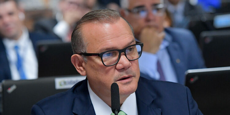 Vetada regulação de símbolo de acessibilidade para visão monocular — Senado Notícias