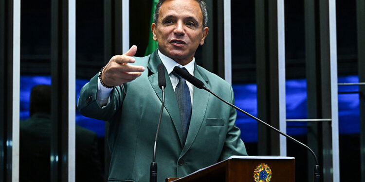 Marcio Bittar cobra apoio a Bolsonaro — Senado Notícias