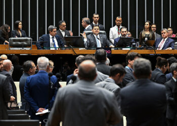 Aprovados R$ 8,7 bi para compensar de perdas dos estados com reforma tributária — Senado Notícias