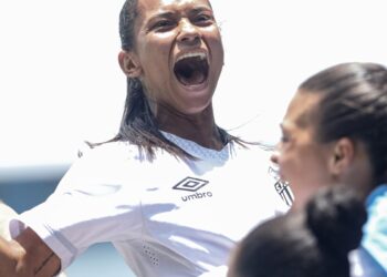 Goleadas e penalidades definem semifinalistas da Copinha Feminina