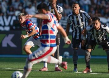 Fortaleza e Ceará são rebaixados na última rodada do Brasileirão 2025