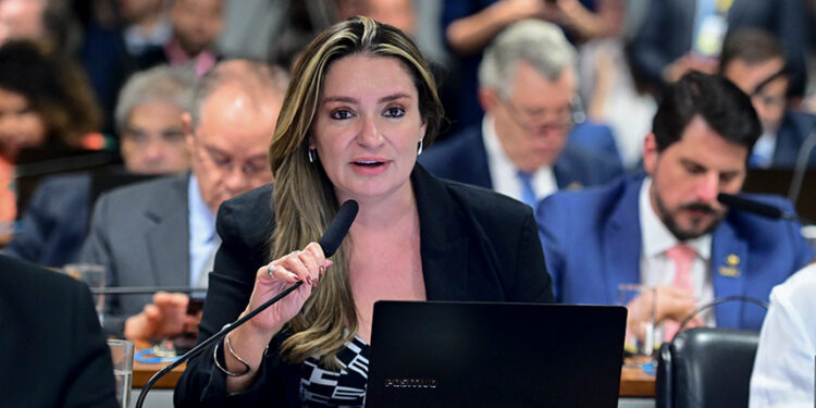 Procuradora da Mulher do Senado analisa pesquisa sobre violência contra mulheres — Senado Notícias