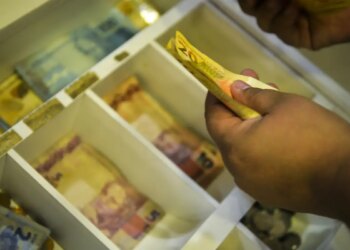 Segunda parcela do décimo terceiro deve ser depositada até esta sexta