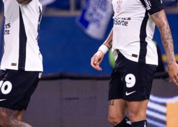 Copa do Brasil: Depay decide e Corinthians derrota Cruzeiro por 1 a 0