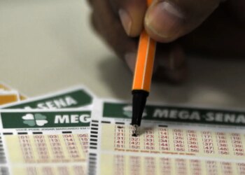 Mega-Sena acumula novamente e prêmio principal vai para R$ 44 milhões