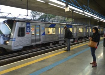 Linhas do Metrô de São Paulo começam a funcionar 24 horas aos sábados