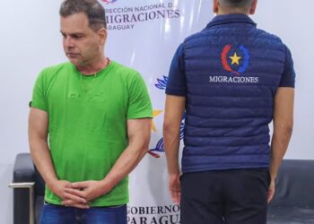 Ex-diretor da PRF levou pitbull e sacos de ração em fuga para Paraguai