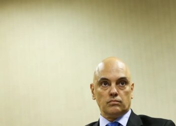 Moraes nega encontro com ex-presidente do BRB na casa de Vorcaro 