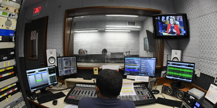 Rádio Senado completa 29 anos — Senado Notícias