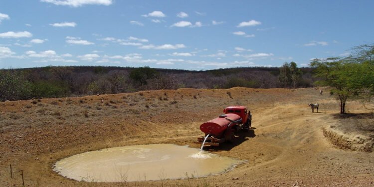 Plenário pode votar garantia de acesso a água e alimento no Semiárido — Senado Notícias