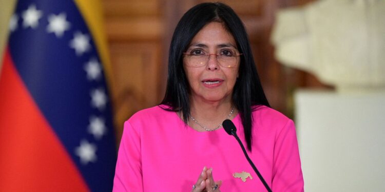 Saiba quem é Delcy Rodríguez, presidente interina da Venezuela