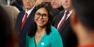 Delcy agradece a Lula e ao povo brasileiro por apoio e solidariedade