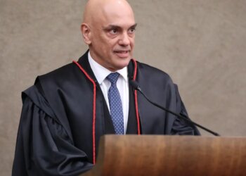 De ofício, Moraes abre inquérito sobre vazamento de dados de ministros