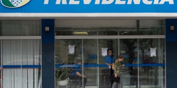 Agências do INSS abrem para atendimento extra neste sábado e domingo