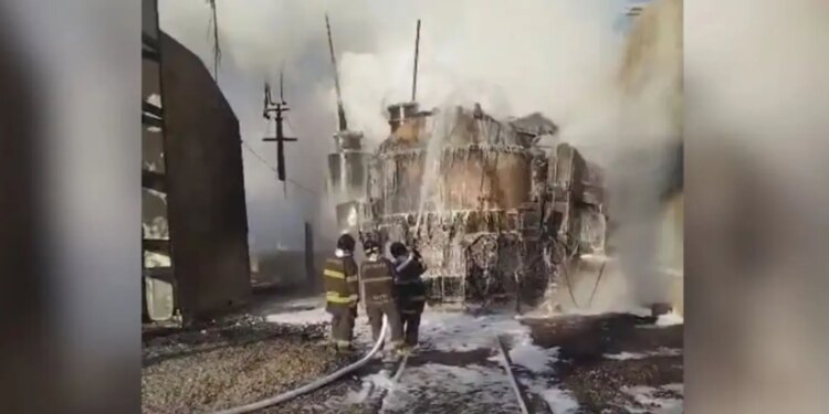 Incêndio atinge subestação de energia em Embu-Guaçu