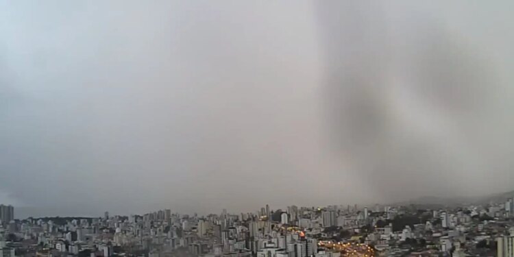 Minas Gerais tem alerta de perigo para tempestades e rajadas de vento