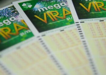 Caixa sorteia em instantes as seis dezenas da Mega da Virada