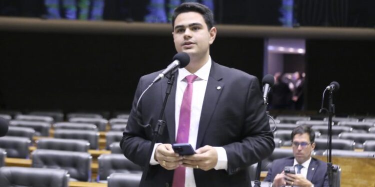 Comissão aprova projeto que amplia frota do transporte coletivo em dias de concurso público – Notícias