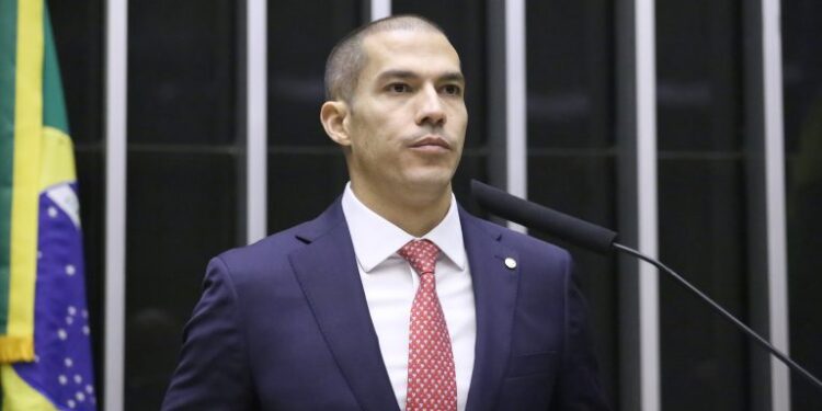 Comissão aprova criação de fundos municipais de defesa civil – Notícias