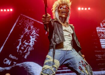 Polícia faz operação contra venda de ingressos falsos para shows em SP