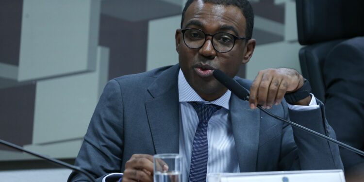 Diretor do BC diz à PF que Master tinha só R$ 4 milhões em caixa