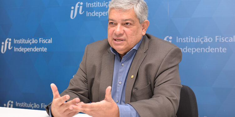 IFI destaca parceria com imprensa para cumprimento de princípios da OCDE — Senado Notícias