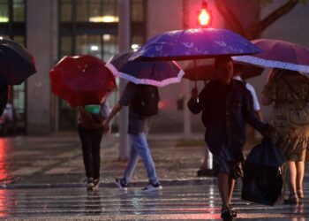 SP: chegada de frente fria amplia nível de alerta da Defesa Civil