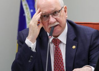 Fachin diz que democracia atravessa tempos desafiadores