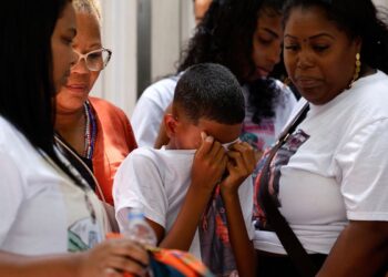 Ato no Rio pede justiça pela morte de Thiago Menezes Flausino