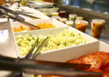 Alelo obtém liminar contra nova regra do vale-alimentação 